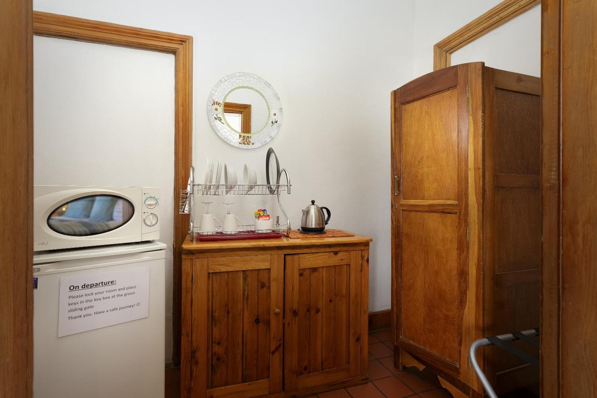 Horse And Mill Guesthouse Colesberg Buitenkant foto