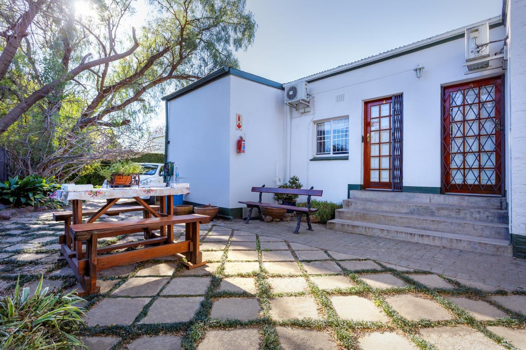 Horse And Mill Guesthouse Colesberg Buitenkant foto
